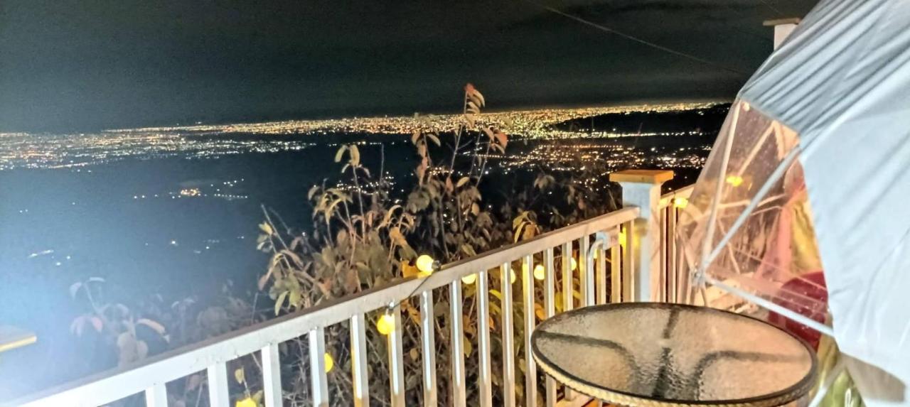 Sky Lounge B&B Zhushan Dış mekan fotoğraf