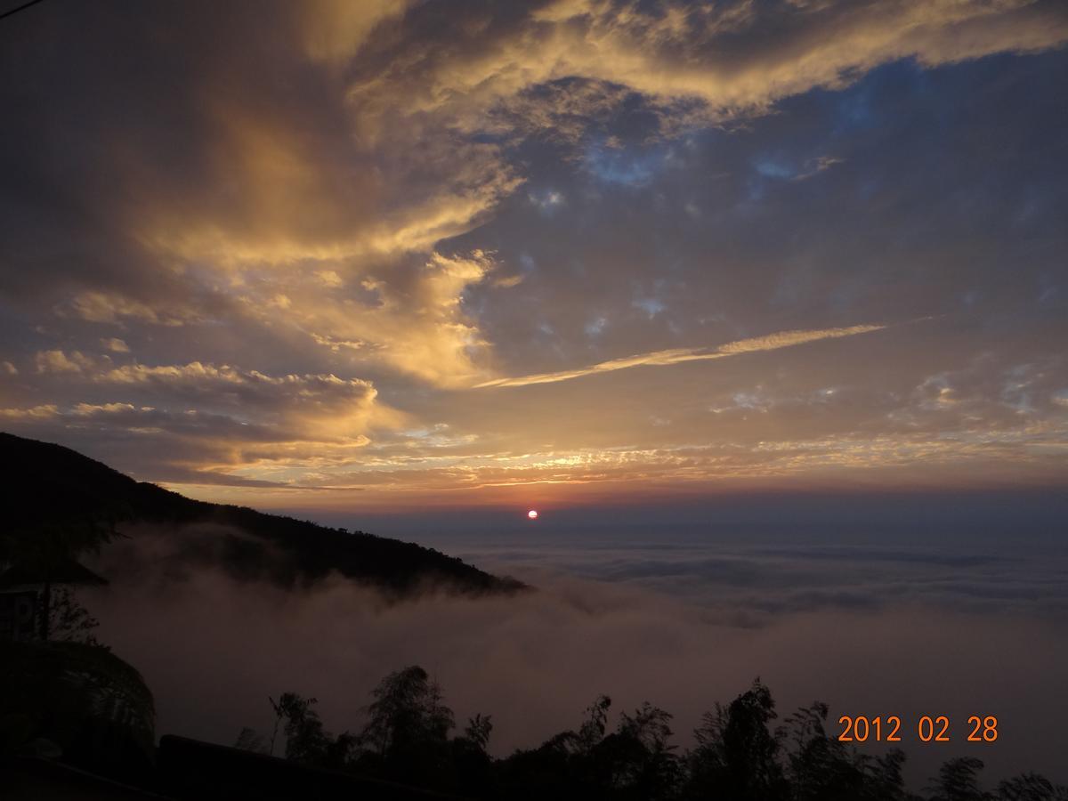 Sky Lounge B&B Zhushan Dış mekan fotoğraf