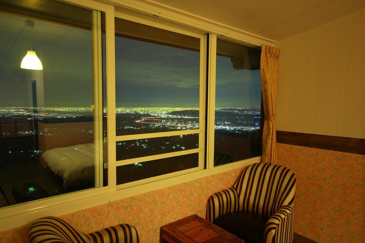 Sky Lounge B&B Zhushan Dış mekan fotoğraf