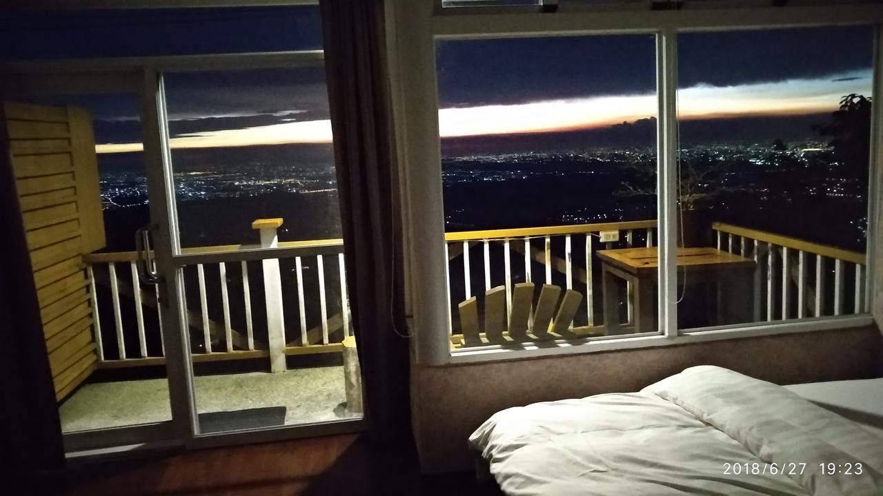 Sky Lounge B&B Zhushan Dış mekan fotoğraf